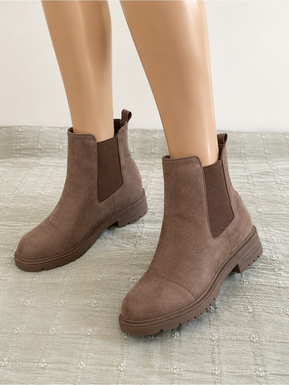 Espirit Chelsea Lug Boot in Taupe Suede